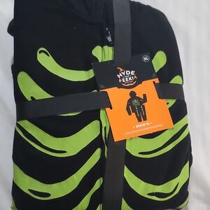 Hyde & Eek! Men's Black and Green Skeleton Hoodie